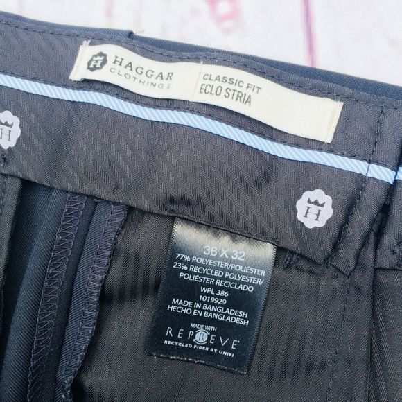 Haggar Men’s Clothing‎ Black Slacks with cuffed hem - Picture 2 of 5
